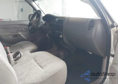 2001 Toyota Tacoma from USA, damaged, VIN 5TENL42N71Z740613